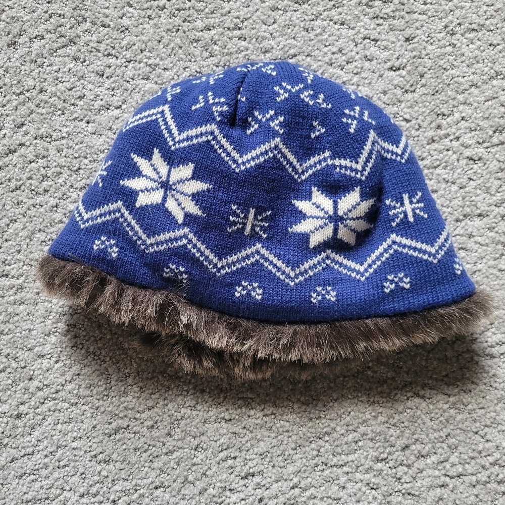 Vintage Nordic Snowflake and Fur Reversible Winter Hat OS